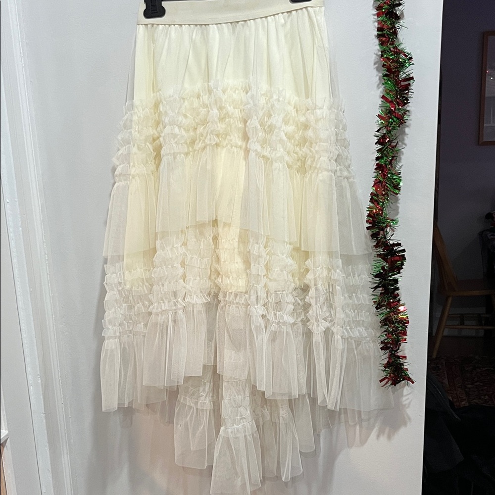 Elegant Cream Layered Skirt